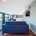 Hotel New Old Town