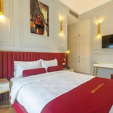 New Old Town Otel 4*