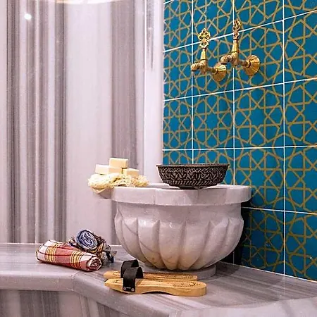 New Old Town Otel 4*