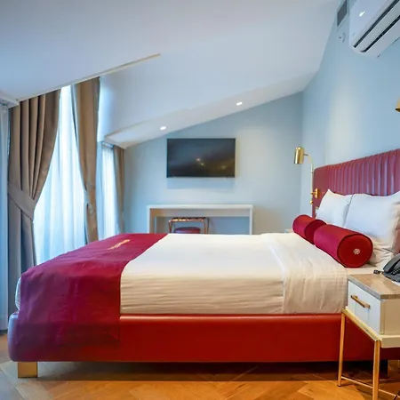 New Old Town Otel