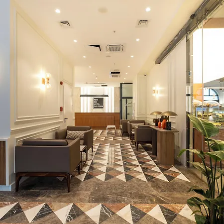 Otel New Old Town