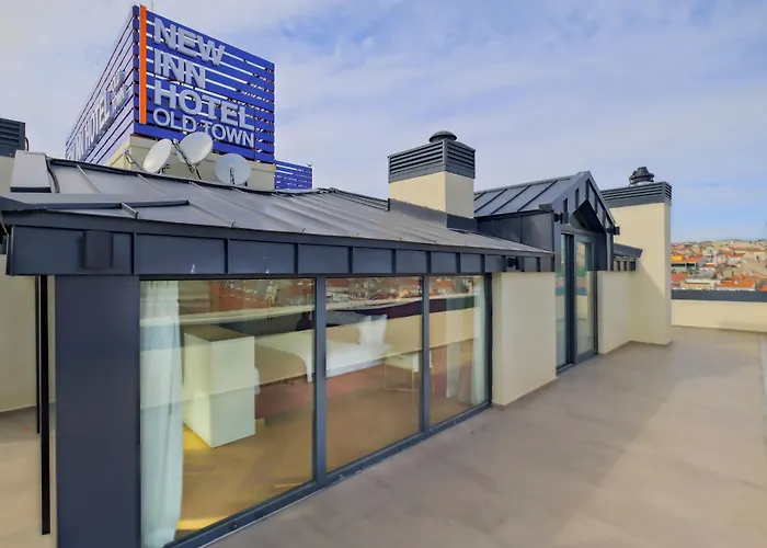 Hotel New Old Town 4*